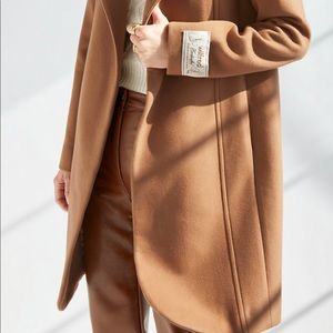 Almost new only wear for three days I’m moving out to a hot country